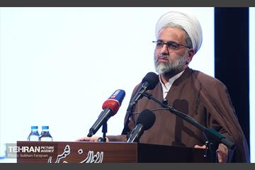آئین نکوداشت «سیاستمدار صادق» 8