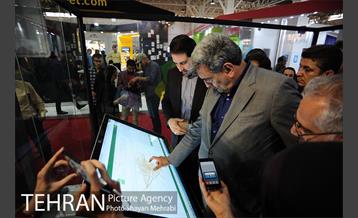 بازدید شهردار تهران از نمایشگاه الکامپ 5