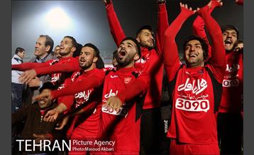 دیدار تیم های فوتبال صبا قم و پرسپولیس تهران