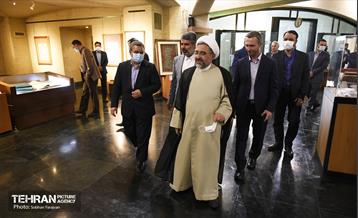 بازدید شورای شهرداران و رییس سازمان حراست از موزه قرآن 16