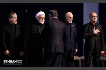 مراسم ادای احترام مقامات و هیئت‌های رسمی کشورهای مختلف به پیکر آقای شهید ایران 1