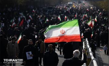 تشییع پیکر شهدای حملات آمریکایی-صهیونیستی - 4 18