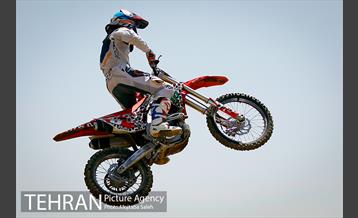 آغاز فعالیت آکادمی بین‌المللی موتورسواری در ورزشگاه آزادی 1