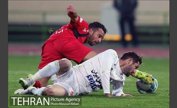 دیدار تیم های فوتبال پرسپولیس و سایپا