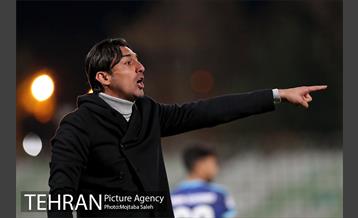 دیدار تیم های فوتبال پیکان و شهر خودرو 16