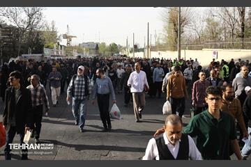 نماز عید سعید فطر در مصلای تهران 68