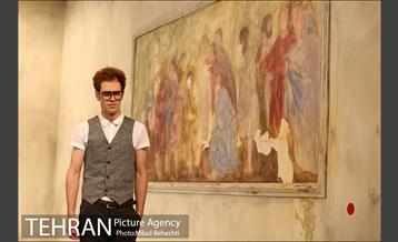 نمایش پسران تاریخ‎ 14