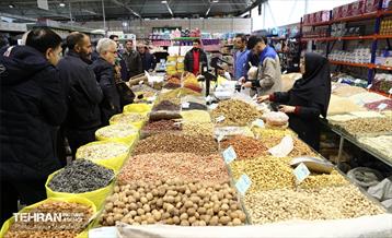 بازدید مدیرعامل سازمان تره‌وبار از میادین میوه 9