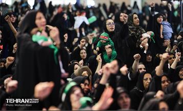 مراسم شیرخوارگان حسینی در مصلای تهران 25