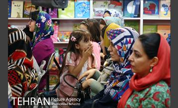 دورهمی صمیمی با ناصر یوسفی در دهکده کتاب بازی و اندیشه 6