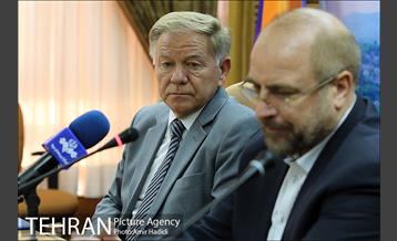 مراسم امضای پیمان خواهر خواندگی میان شهرهای تهران و سارایوو 7