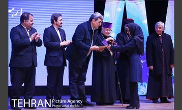 نشست  شهردار تهران با رهبران دینی،چهره های برجسته و شهروندان مسیحی آشوری و ارمنی 33