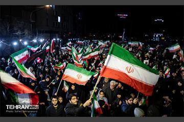 مراسم عزاداری شهادت رهبر انقلاب اسلامی در میدان شهدای هفتم تیر 14