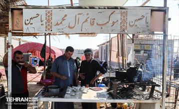 پیاده‌روی زائرین اربعین حسینی در مسیر نجف به کربلا 1