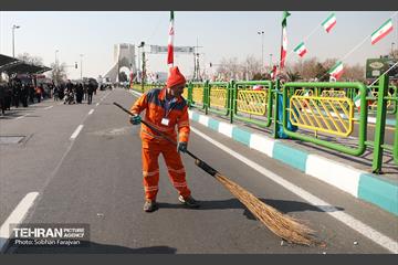 خدمات شهرداری تهران در پایان راهپیمایی ۲۲ بهمن - ۱ 25