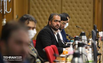 نقد و بررسی عملکرد معاونت منابع انسانی در سال گذشته و سال جدید 15