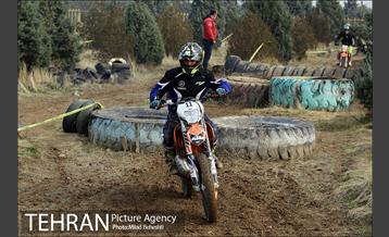 مسابقات موتور اندرو قهرمانی کشور‎ 9