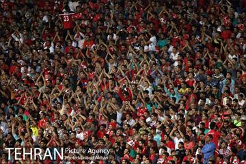 دیدار پرسپولیس و فولاد خوزستان در لیگ برتر فوتبال 15
