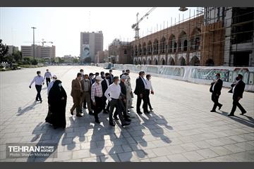 بازدید پیروز حناچی و مهدی چمران از پروژه خانه شهر(بلدیه قدیم) 21