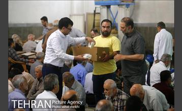 تلاوت قرآن و افطاری ساده مساجد در ماه مبارک رمضان 12