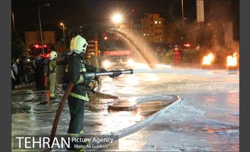 مانور اطفای حریق در پمپ بنزین شهرک استقلال 5