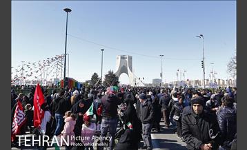 راهپیمایی یوم الله 22 بهمن 4