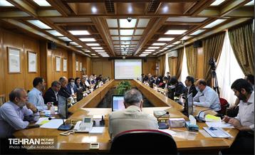 دومین جلسه تفویض اختیار به شهرداری مناطق و ستادها 12