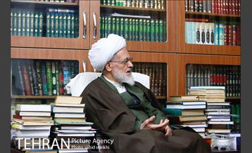 دیدار شهردار تهران با آیت الله العظمی بیات زنجانی  12