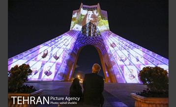 ویدئو مپینگ بر روی برج آزادی با موضوع کرونا  12