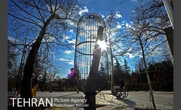 المان های نوروزی در خیابان ولیعصر(عج) 10