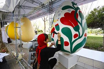 جشنواره تخم مرغ رنگی در باغ شهدا 19