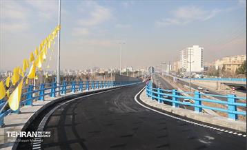 بهره‌برداری از پل مجهز به سامانه برف‌زدایی 18