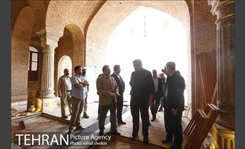 بازدید شهردار تهران از پروژه مرمت خانه اتحادیه در لاله زار 5