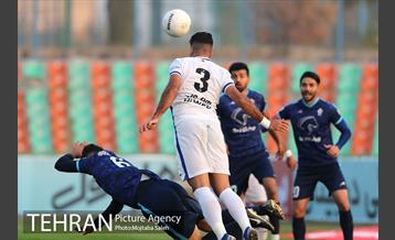 دیدار تیم های فوتبال پیکان و استقلال تهران 7