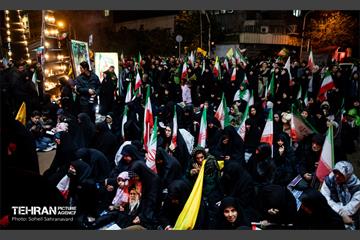میعادگاه عزاداران رهبر شهید در خیابان کشور دوست
