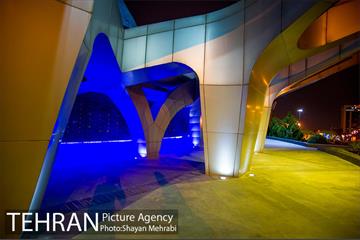 ساعت زمین در تهران 22