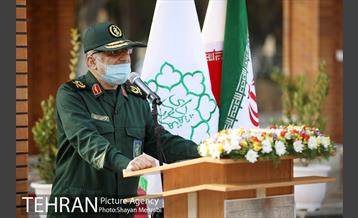 رونمایی از مقبره شهدای گمنام بوستان 22 بهمن 32