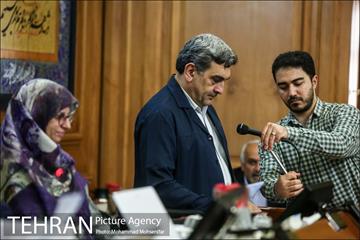 حضور شهردار تهران در صحن علنی شورا شهر 10