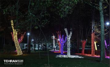 جشنواره «نور در یلدای ایرانی» در بوستان ملت 28