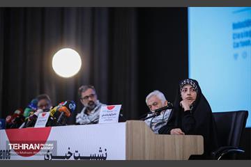 نشست خبری رویداد بین‌المللی طراحی کارتون، کاریکاتور و پوستر «هولوساید ۲۰۲۴» 6