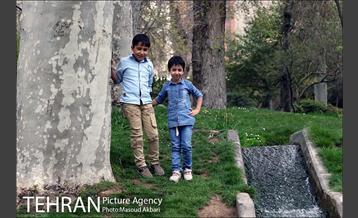 بازدید مسافران نوروزی تهران از کاخ موزه نیاوران‎ 22