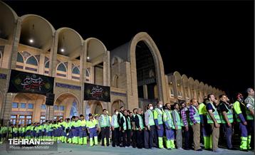 بدرقه خادمان و زائران اربعین 45