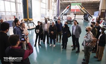 بازدید سفرای خارجی از منطقه ۲۱ 24