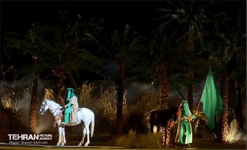 نمایش بزرگ میدانی «تنهاتر از مسیح» 11