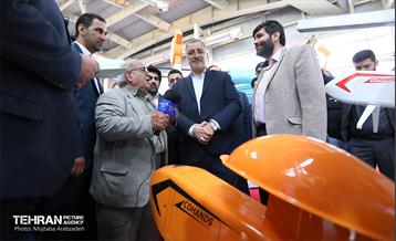 بازدید شهردار تهران از نمایشگاه شهرهای خواهرخوانده و توانمندی های مدیریت شهری تهران