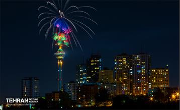 نور افشانی عید غدیر در برج میلاد 10