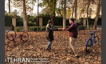 سومین رویداد هنری "پاییز برگ" در میدان مشق 28