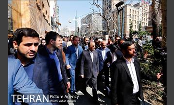 مراسم احیای درختان خیابان ولیعصر (عج) 8