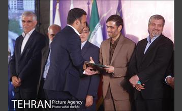 بازدید و آیین بهره برداری از قطعه شمالی و پایانی بزرگراه شهید صیاد شیرازی 44