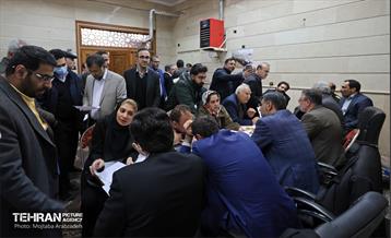 قرار خدمت؛ دیدار مردمی شهردار تهران در مسجد جامع باغ فیض 24